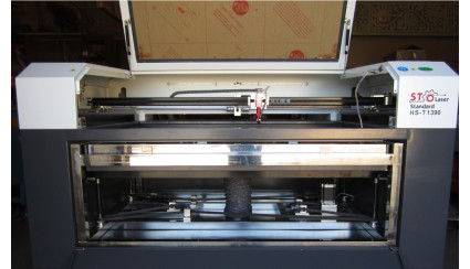 Для чого потрібен підйомний стіл на со2 лазері і які бувають нюанси на великому робочому полі