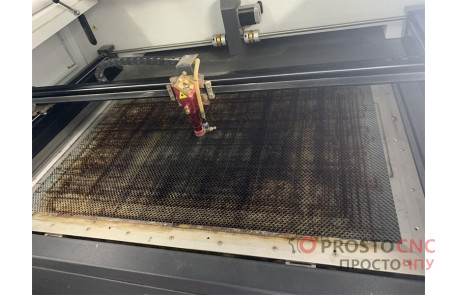 Б/У Лазерний верстат Standard HS-T 9060 з підйомним столом в Одесі