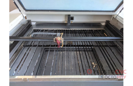 Лазерний верстат Standard HS-T 1390 з демонстраційного залу