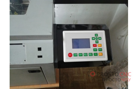 БУ лазерний верстат (гравер) з робочим полем 40х30 см та трубкою 80 Вт