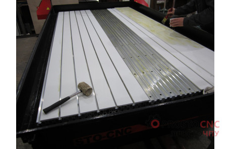 STOCNC 1325 - широкоформатний швидкісний фрезерний верстат з ЧПУ