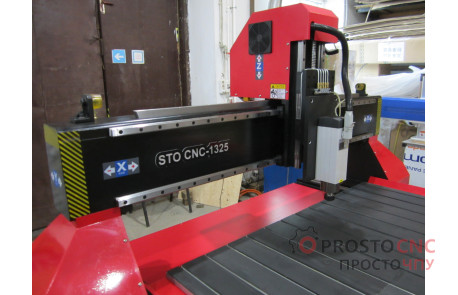 STOCNC 1325 - широкоформатний швидкісний фрезерний верстат з ЧПУ