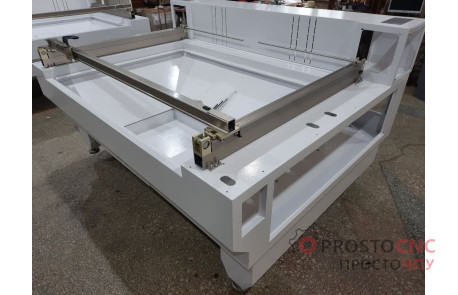 Лазерний верстат Expert 1390